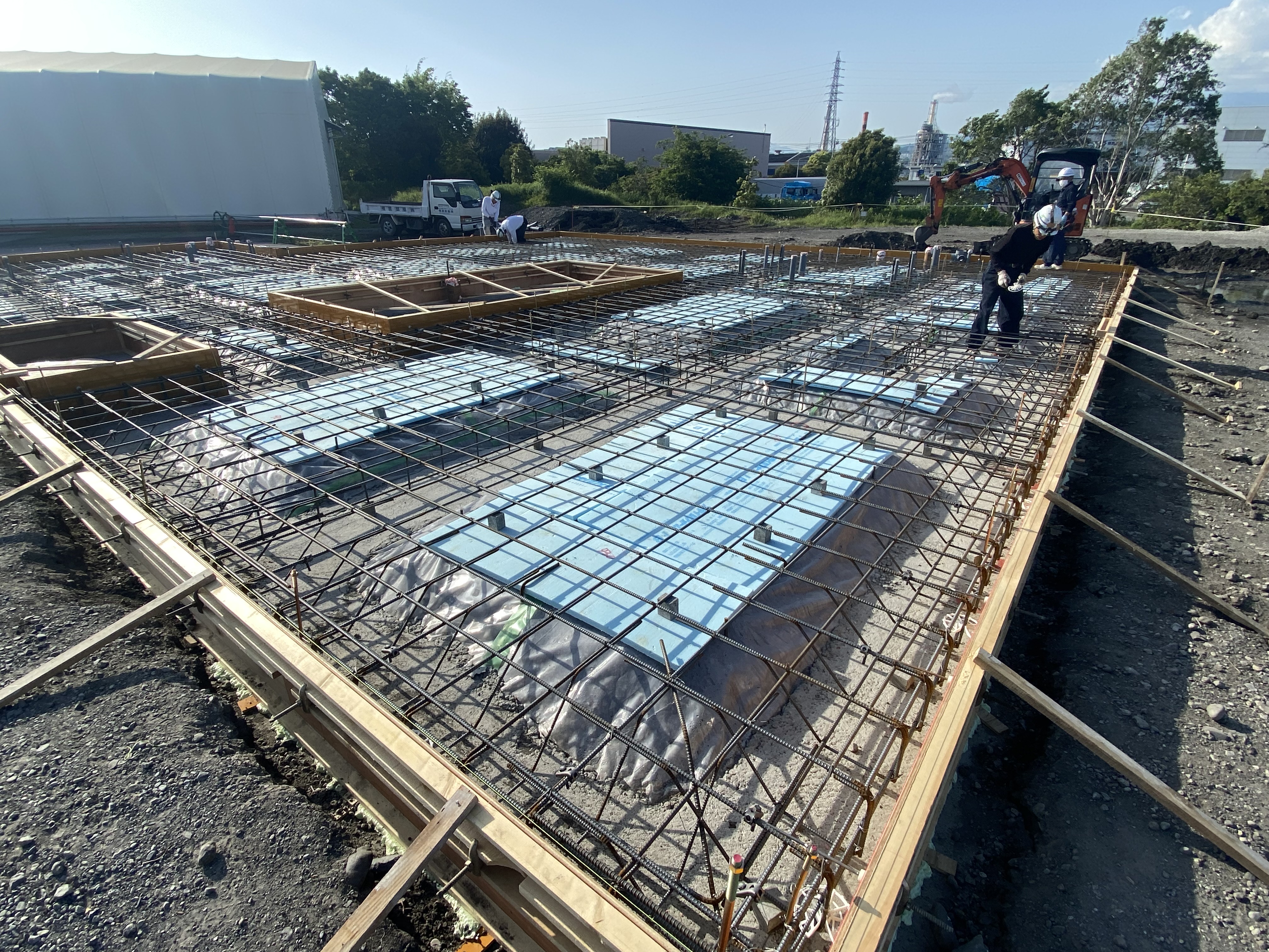 土工事・鉄筋工事・型枠工事・コンクリート打設工事
